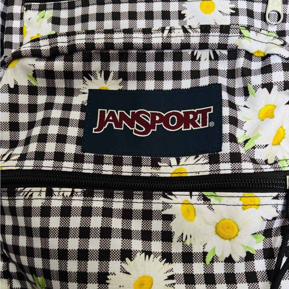 Jansport 17.5 Backpack “Daisy Mae” - Picture 4 of 13
